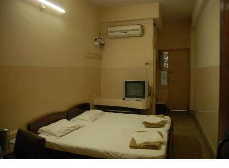 Hotel Anand Vihar Bangalore Exterior foto